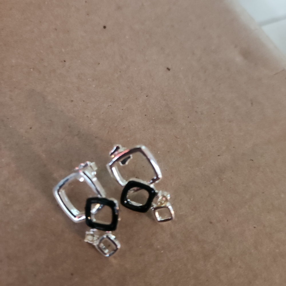 Vintage GV9 stamped Earings Gold Vermeil Over Silver 9mm 5.15 Grams